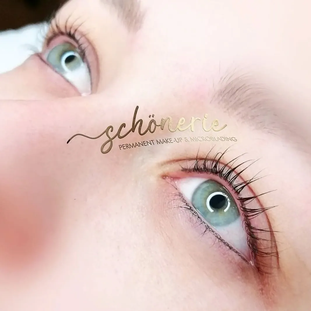 Wimpern nach dem Power Wimpernlifting
